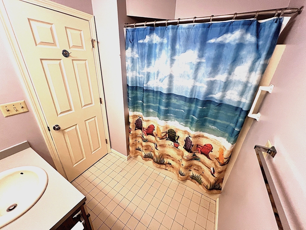 81 Abington Road, Unit 81 Danvers, MA 01923 - Photo 25 of 41