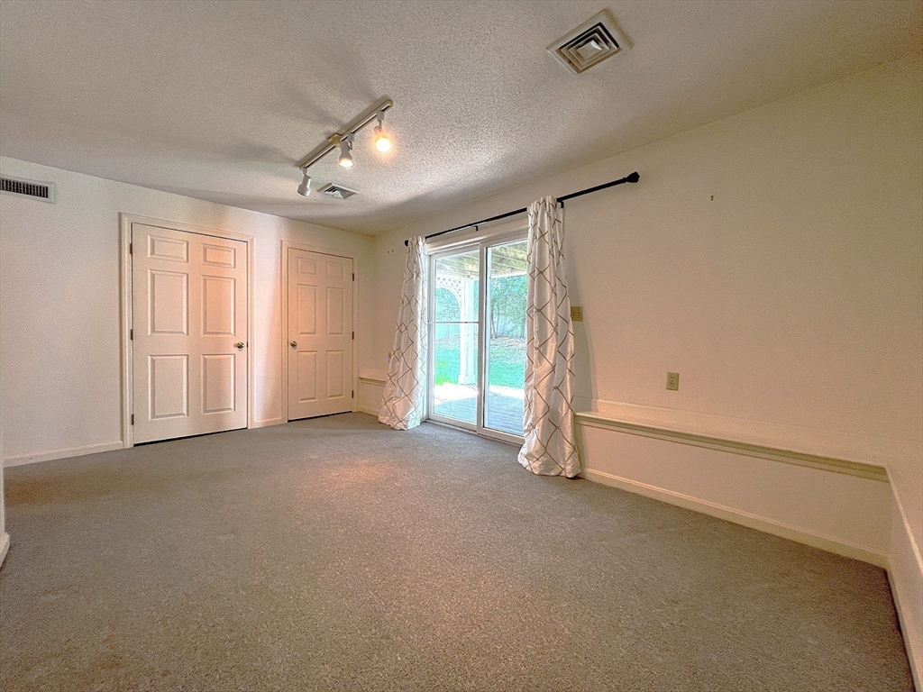 81 Abington Road, Unit 81 Danvers, MA 01923 - Photo 27 of 41