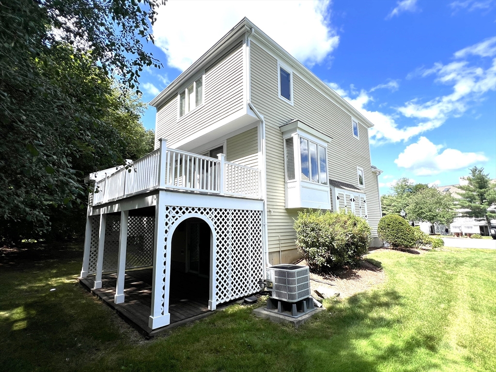 81 Abington Road, Unit 81 Danvers, MA 01923 - Photo 3 of 41