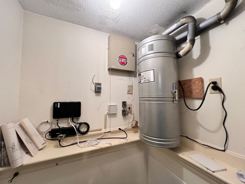 81 Abington Road, Unit 81 Danvers, MA 01923 - Photo 37 of 41