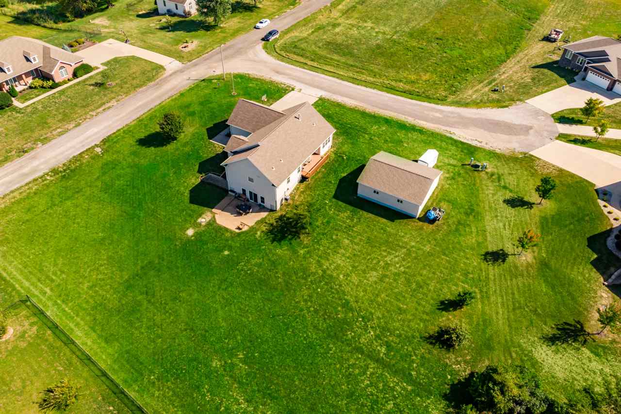 3120 West Point Circle Riverside, IA 52327 - Photo 6 of 48 Gallery Image 6
