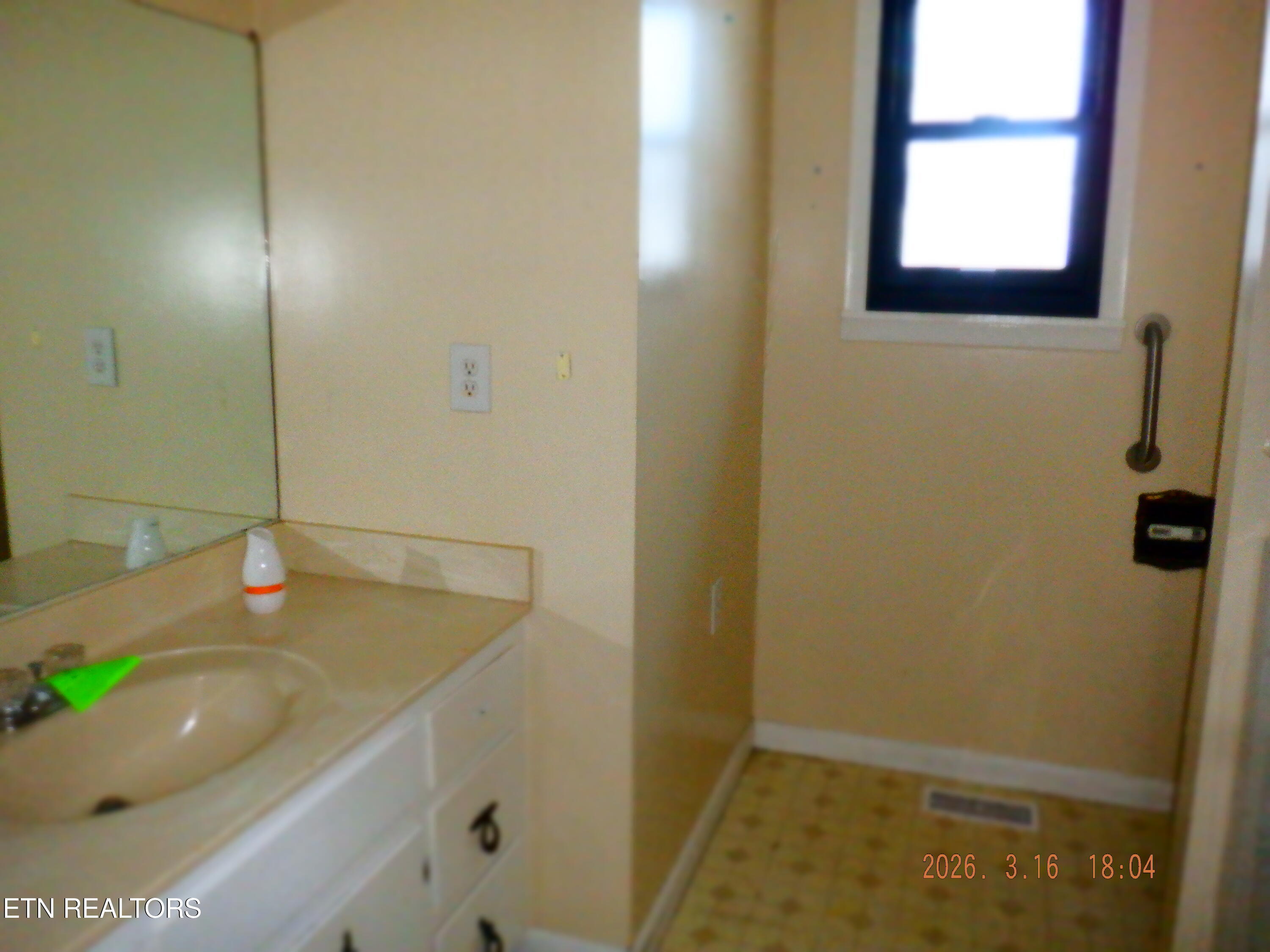 507 Big Spring Gap Road Pikeville, TN 37367 - Photo 7 of 9 DSCF5603