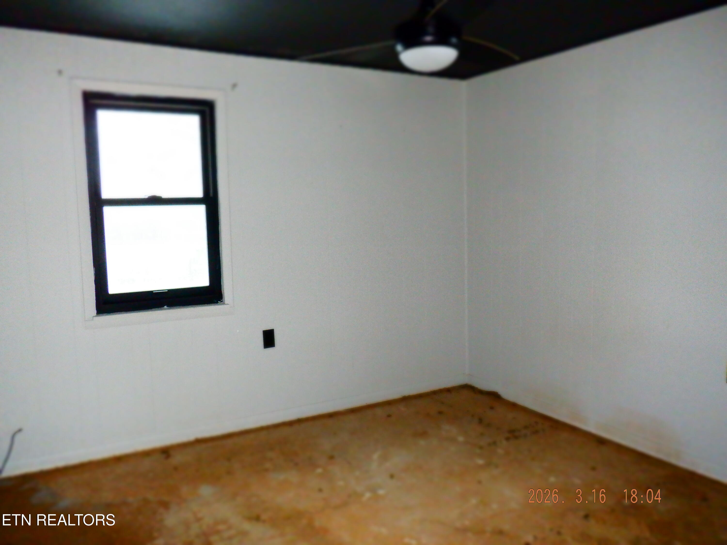 507 Big Spring Gap Road Pikeville, TN 37367 - Photo 8 of 9 DSCF5605