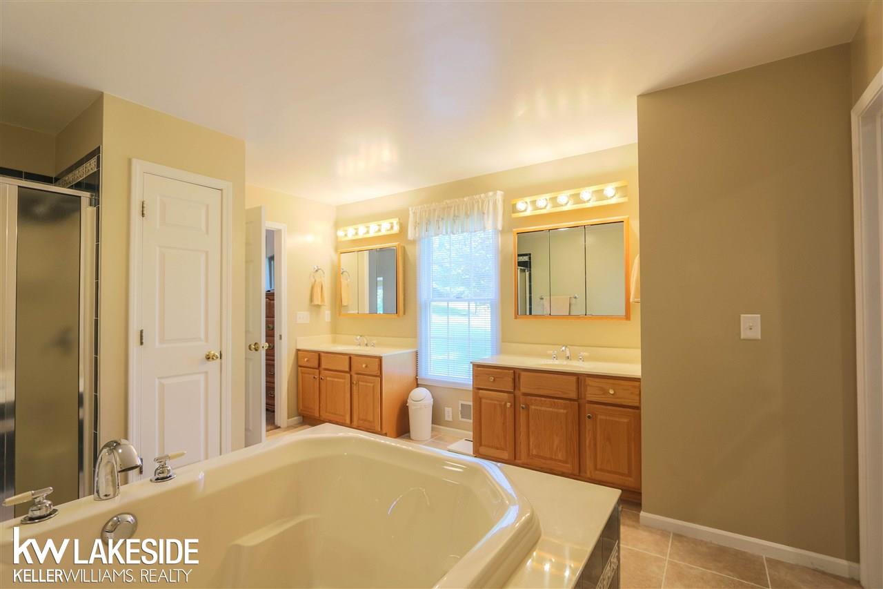 465 Mack Road Leonard, MI 48367 - Photo 44 of 84