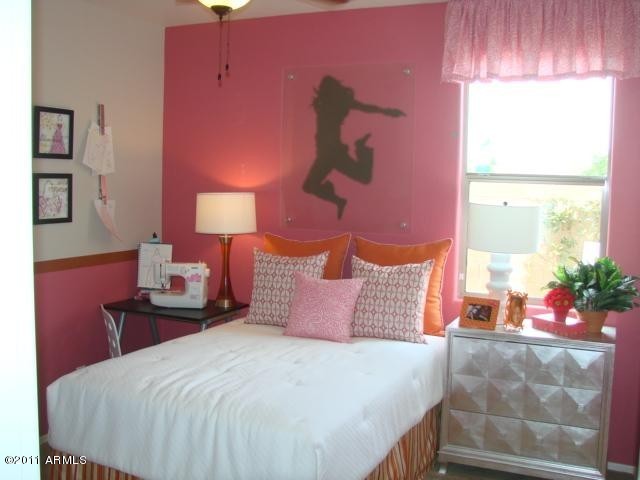 5044 South Key Biscayne Drive Gilbert, AZ 85298 - Photo 18 of 20 Bedrm. 3