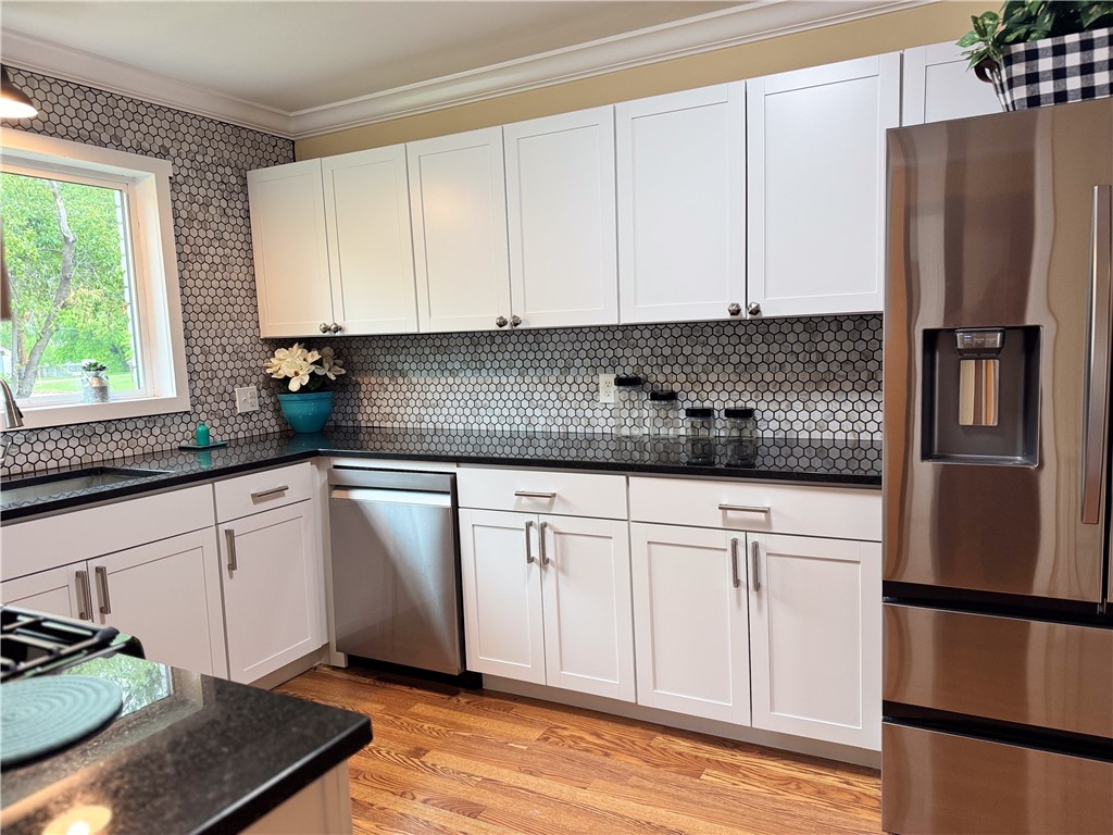 2717 Old Robinson Road Waco, TX 76706 - Photo 8 of 32