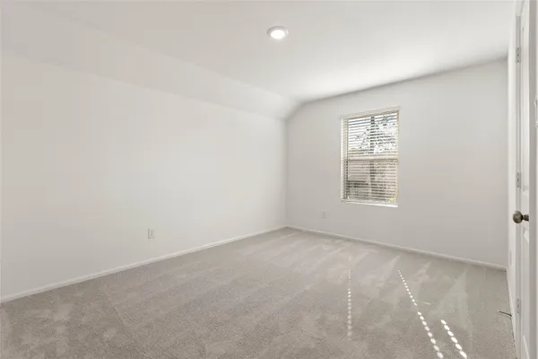$3,000 | 7594 Angels Lndg Lane, Porter, TX 77365