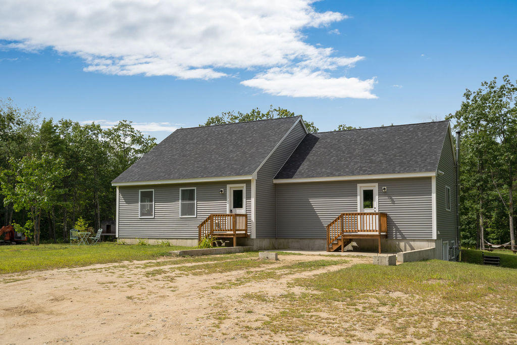 1060 West Road Waterboro, ME 04087 - Photo 3 of 53 002_1060westrdwaterboro-51