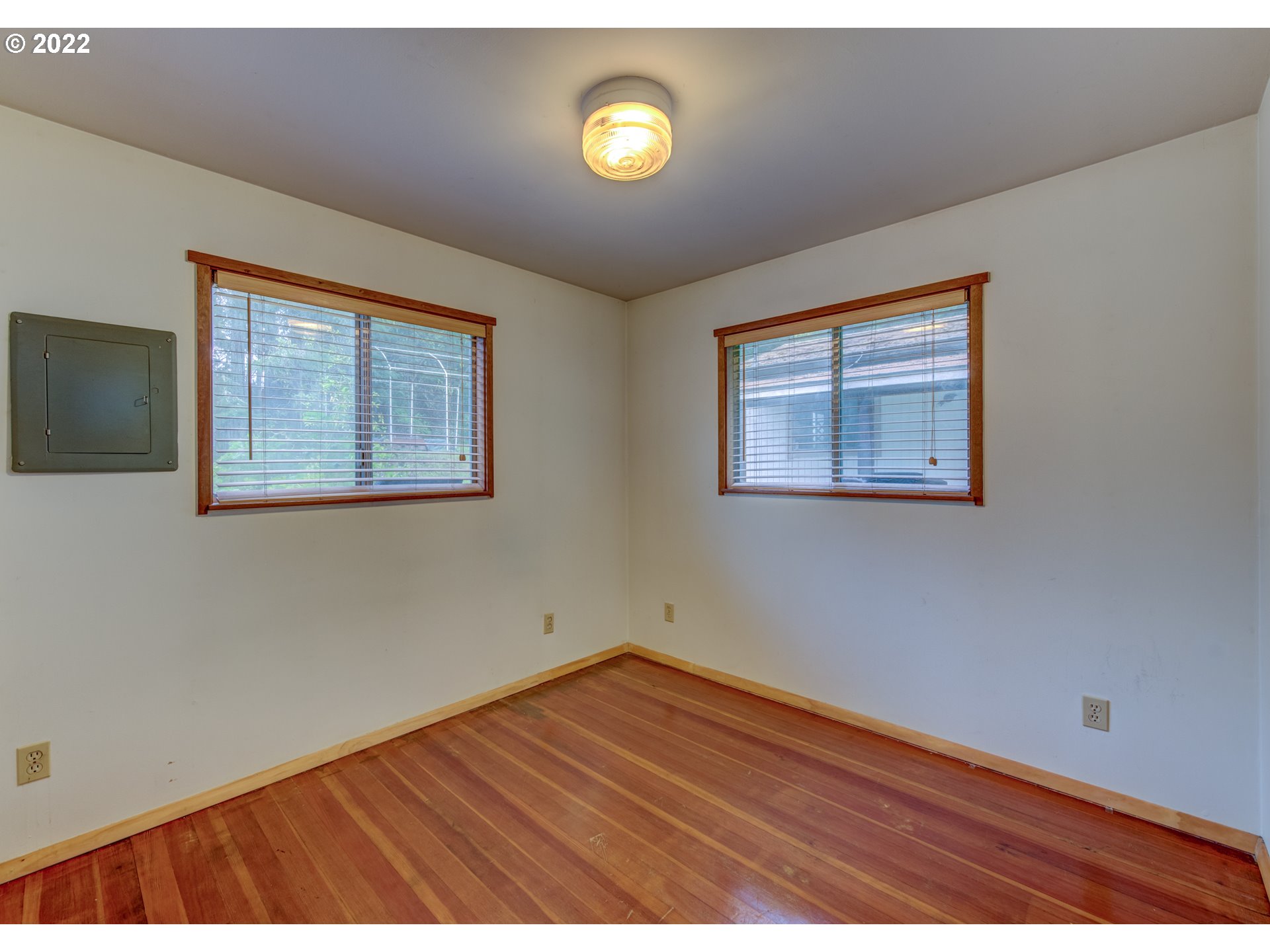 41180 Winberry Creek Road Fall Creek, OR 97438 - Photo 8 of 21 Gallery Image 8