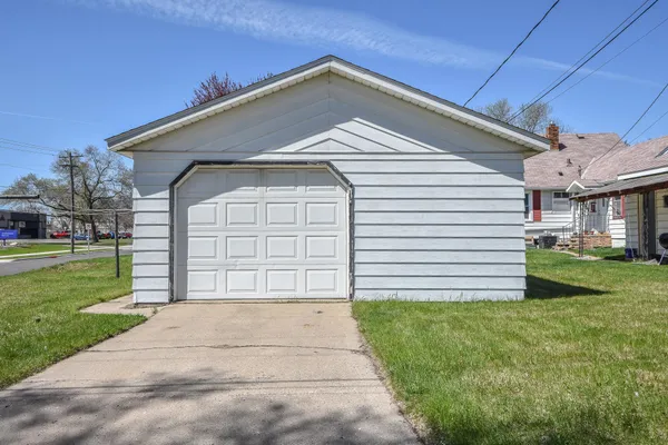 $225,000 | 702 28th Avenue North, St. Cloud, MN 56303