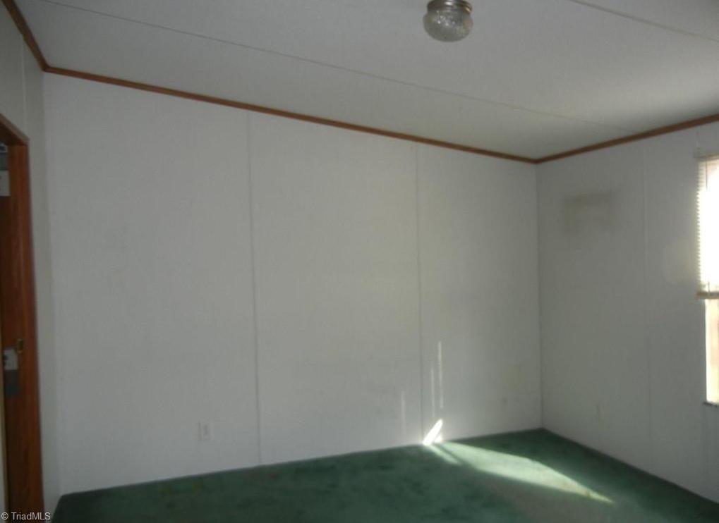 770 Summit Loop Eden, NC 27288 - Photo 7 of 11 Gallery Image 7