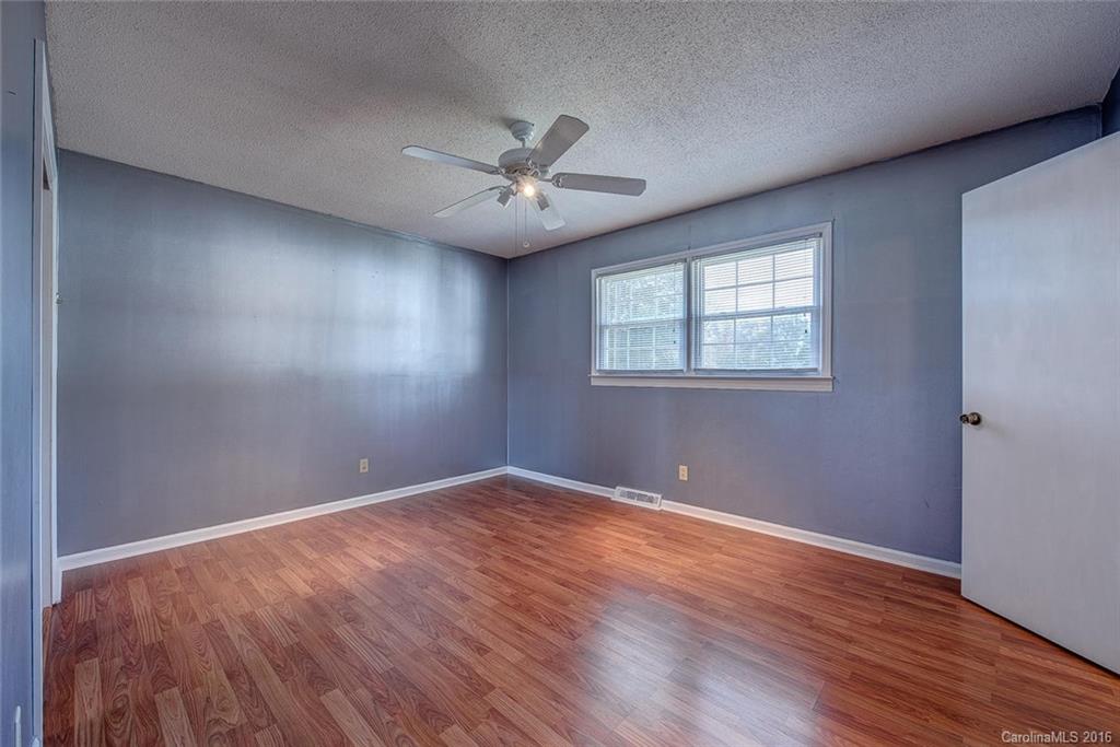 2374 Old Field Road Gastonia, NC 28056 - Photo 11 of 21 Gallery Image 11