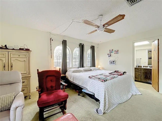 $750,000 | 16635 County Road 450, Umatilla, FL 32784