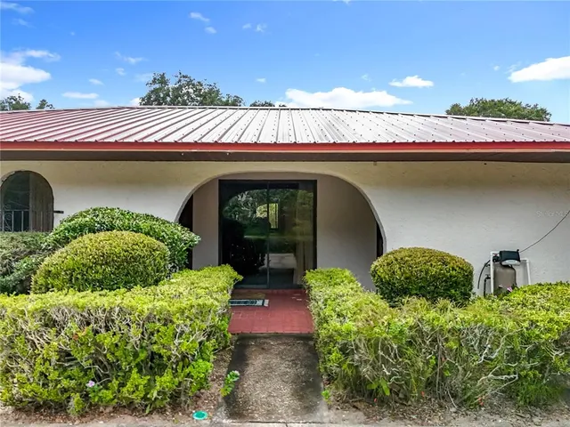 $750,000 | 16635 County Road 450, Umatilla, FL 32784