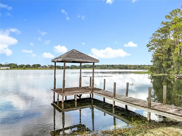 $750,000 | 16635 County Road 450, Umatilla, FL 32784