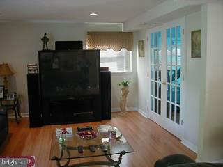 402 Howard Road Cherry Hill, NJ 08034 - Photo 4 of 5