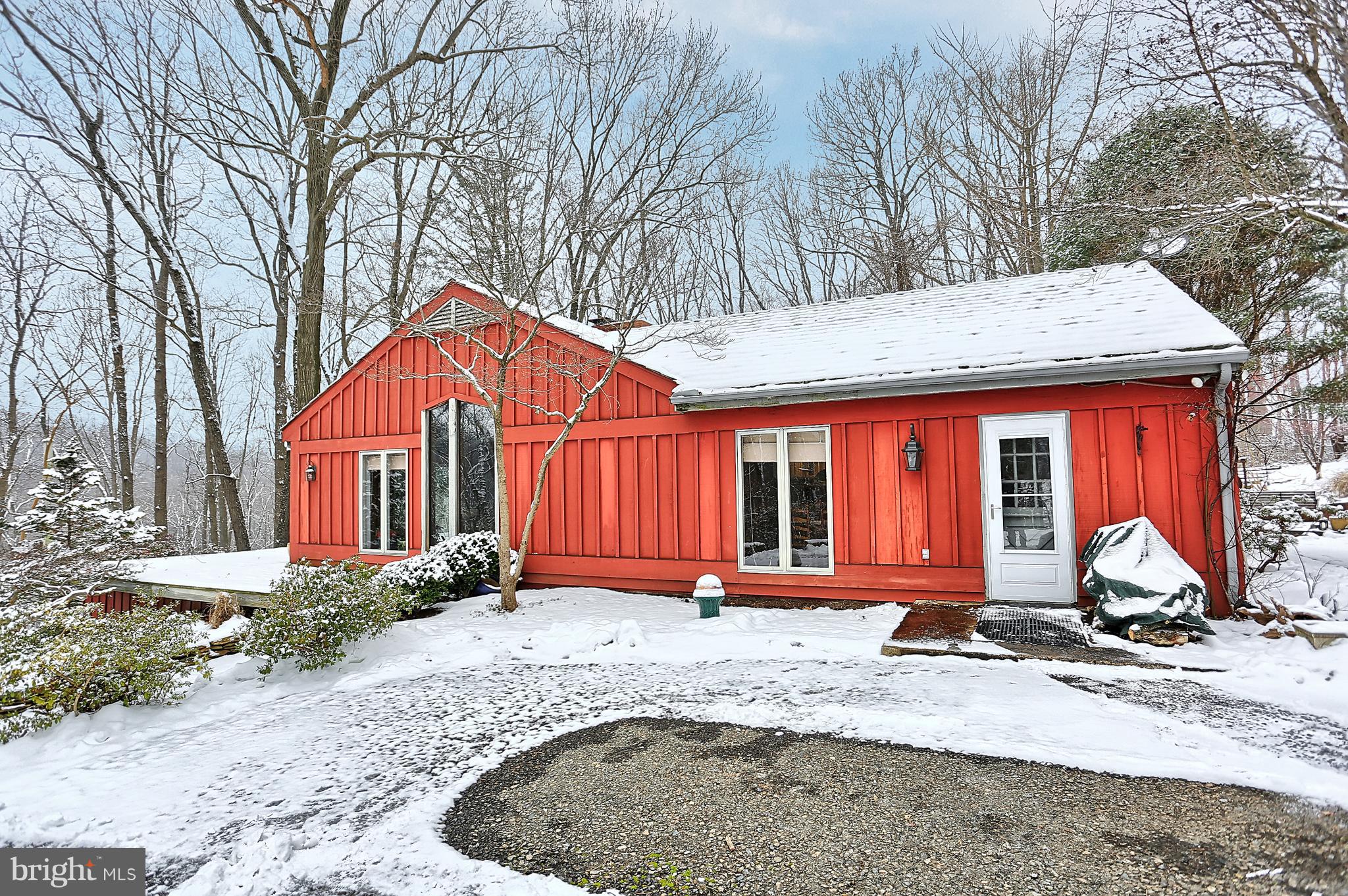 219 Fox Hollow Road Pequea, PA 17565 - Photo 24 of 24 Side View of Home
