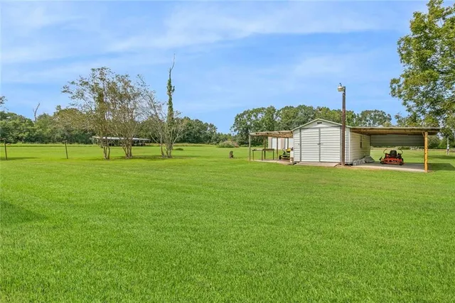 $389,000 | 10480 Bueche Road, Erwinville, LA 70729