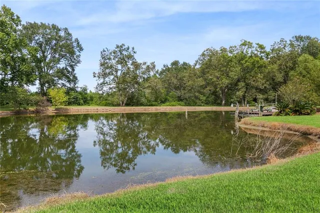 $389,000 | 10480 Bueche Road, Erwinville, LA 70729