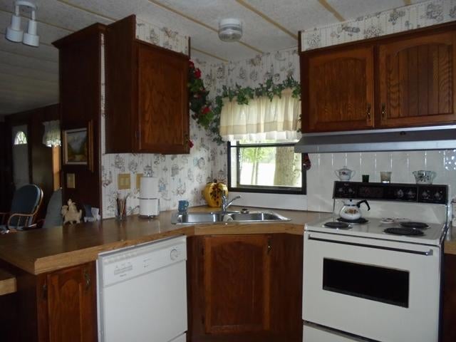 1057 East Helmer Lake Road Fairview, MI 48621 - Photo 6 of 22 Gallery Image 6