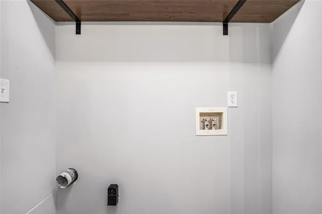 $399,500 | 2243 Dresden Green, Kennesaw, GA 30144