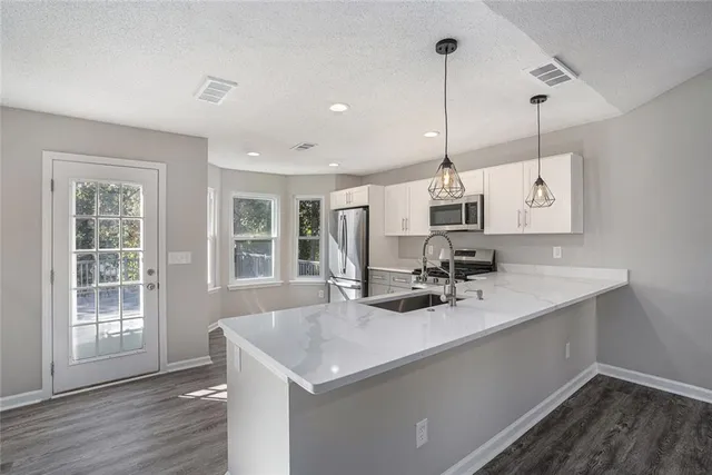 $399,500 | 2243 Dresden Green, Kennesaw, GA 30144