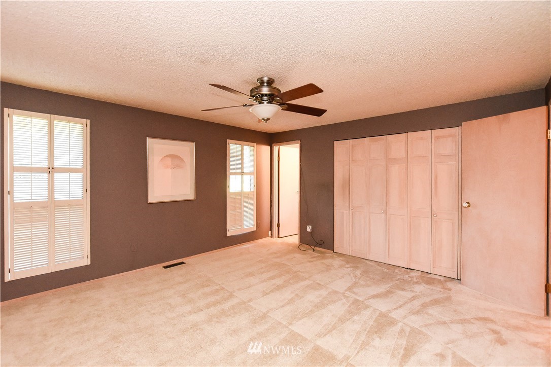8810 Northeast 195th Street Bothell, WA 98011 - Photo 16 of 25