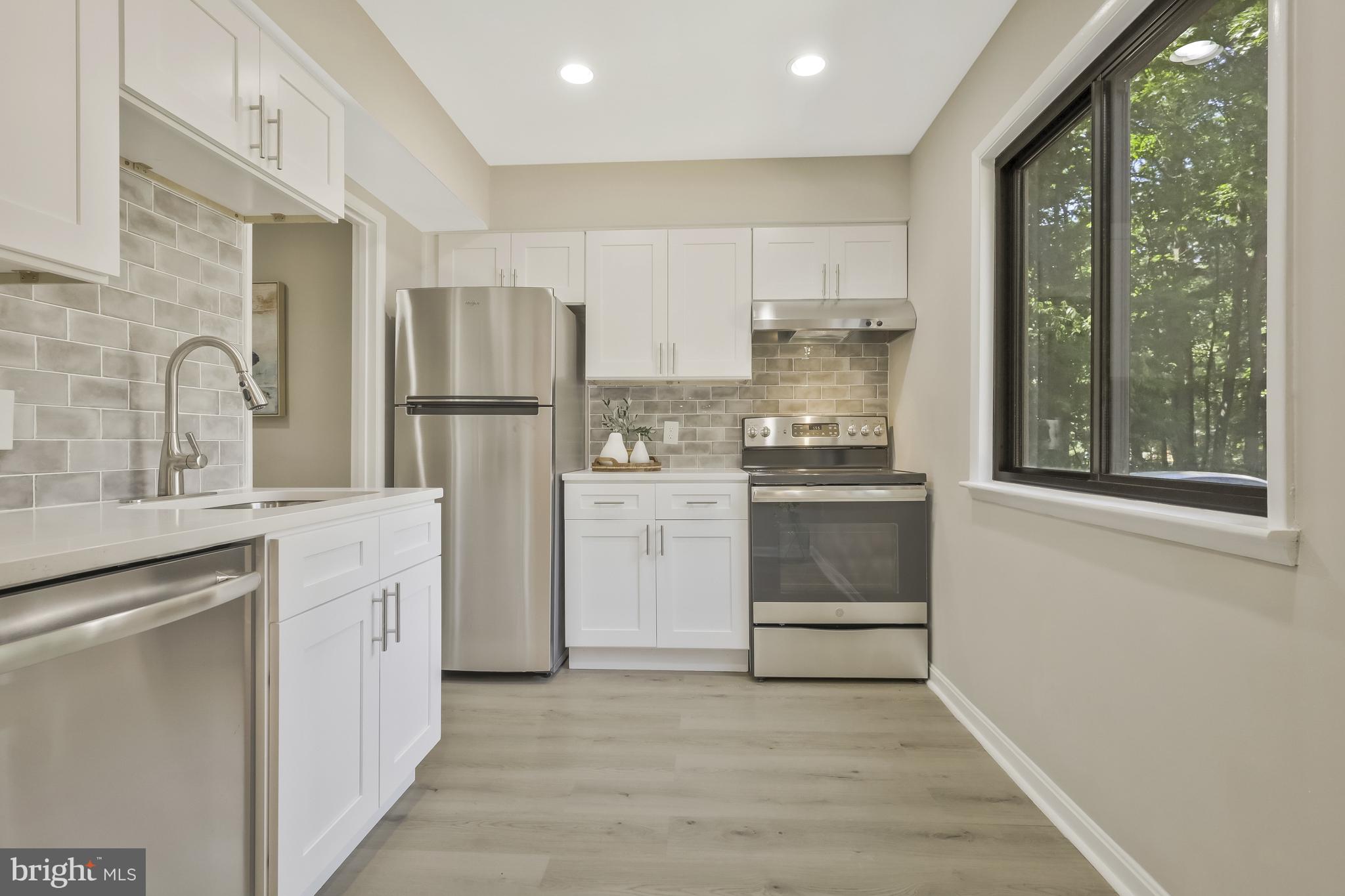 2361 Emerald Heights Court Reston, VA 20191 - Photo 14 of 55 Gallery Image 14