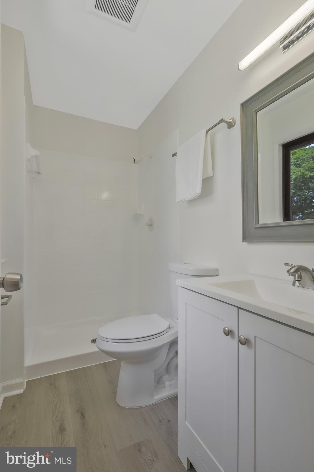 2361 Emerald Heights Court Reston, VA 20191 - Photo 27 of 55 Gallery Image 27