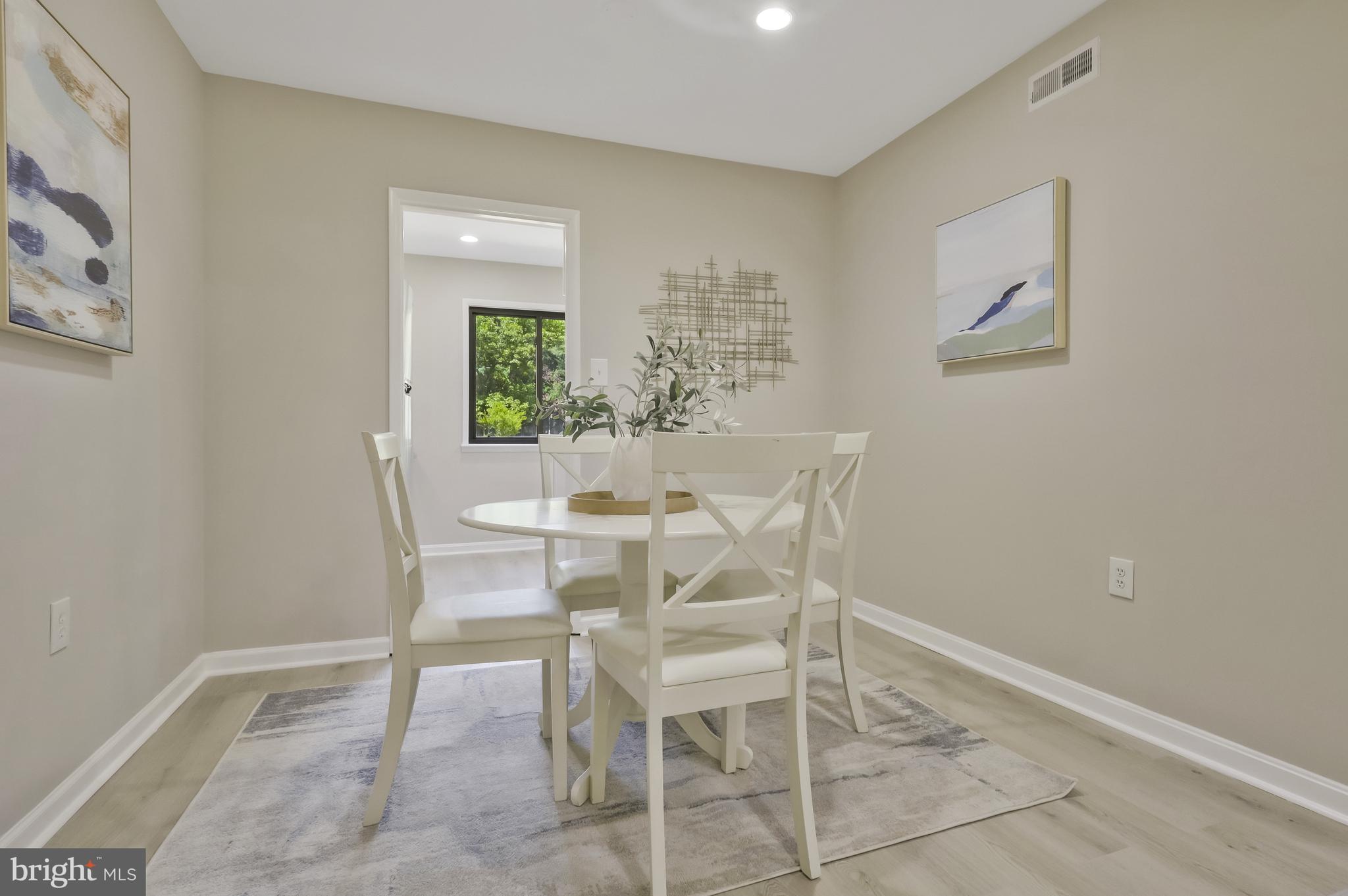 2361 Emerald Heights Court Reston, VA 20191 - Photo 9 of 55 Gallery Image 9
