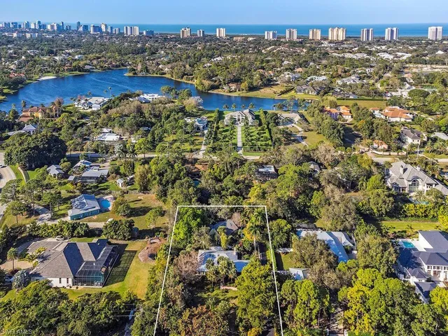 $3,100,000 | 461 Carica Road, Naples, FL 34108