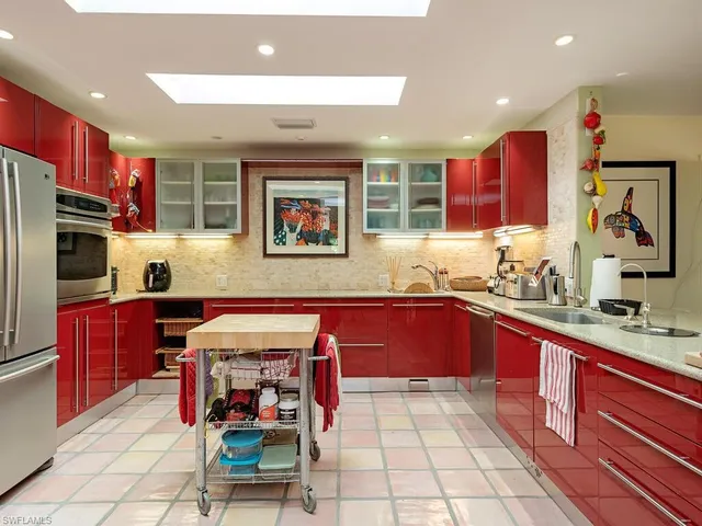 $3,100,000 | 461 Carica Road, Naples, FL 34108