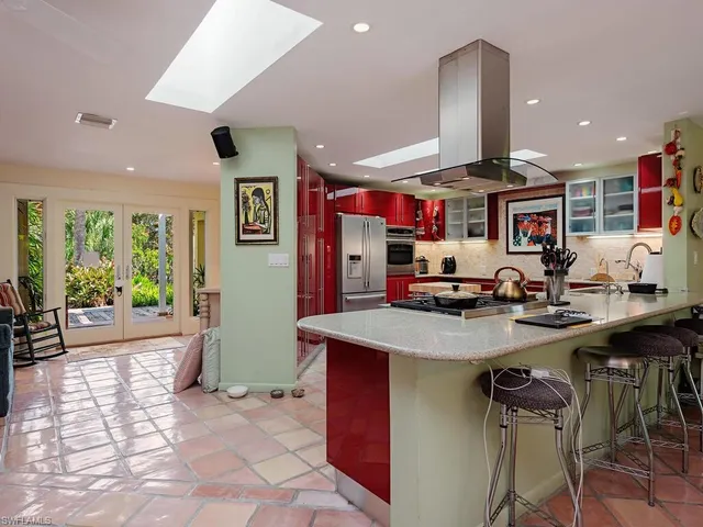 $3,100,000 | 461 Carica Road, Naples, FL 34108