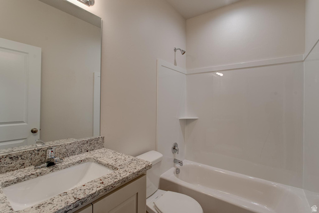 1512 West 600 North, Unit O4A Mapleton, UT 84664 - Photo 16 of 24 Full bathroom with shower / washtub combination and vanity