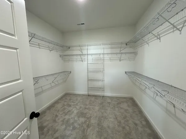 $389,900 | 3763 Huntcliff Drive, La Grange, NC 28551