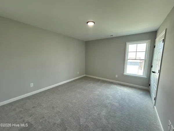 $389,900 | 3763 Huntcliff Drive, La Grange, NC 28551