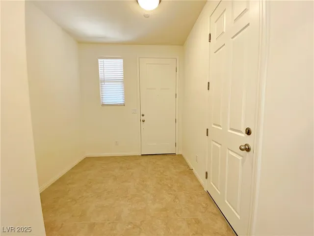 $2,100 | 362 Espressivo Street, Henderson, NV 89011