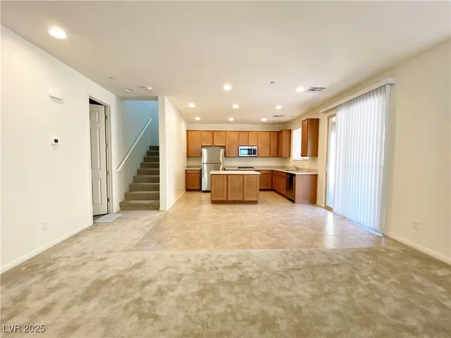 $2,100 | 362 Espressivo Street, Henderson, NV 89011