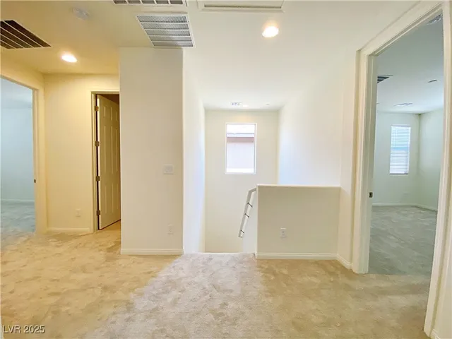 $2,100 | 362 Espressivo Street, Henderson, NV 89011