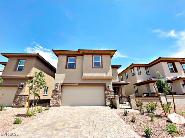 $2,100 | 362 Espressivo Street, Henderson, NV 89011