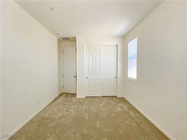 $2,100 | 362 Espressivo Street, Henderson, NV 89011