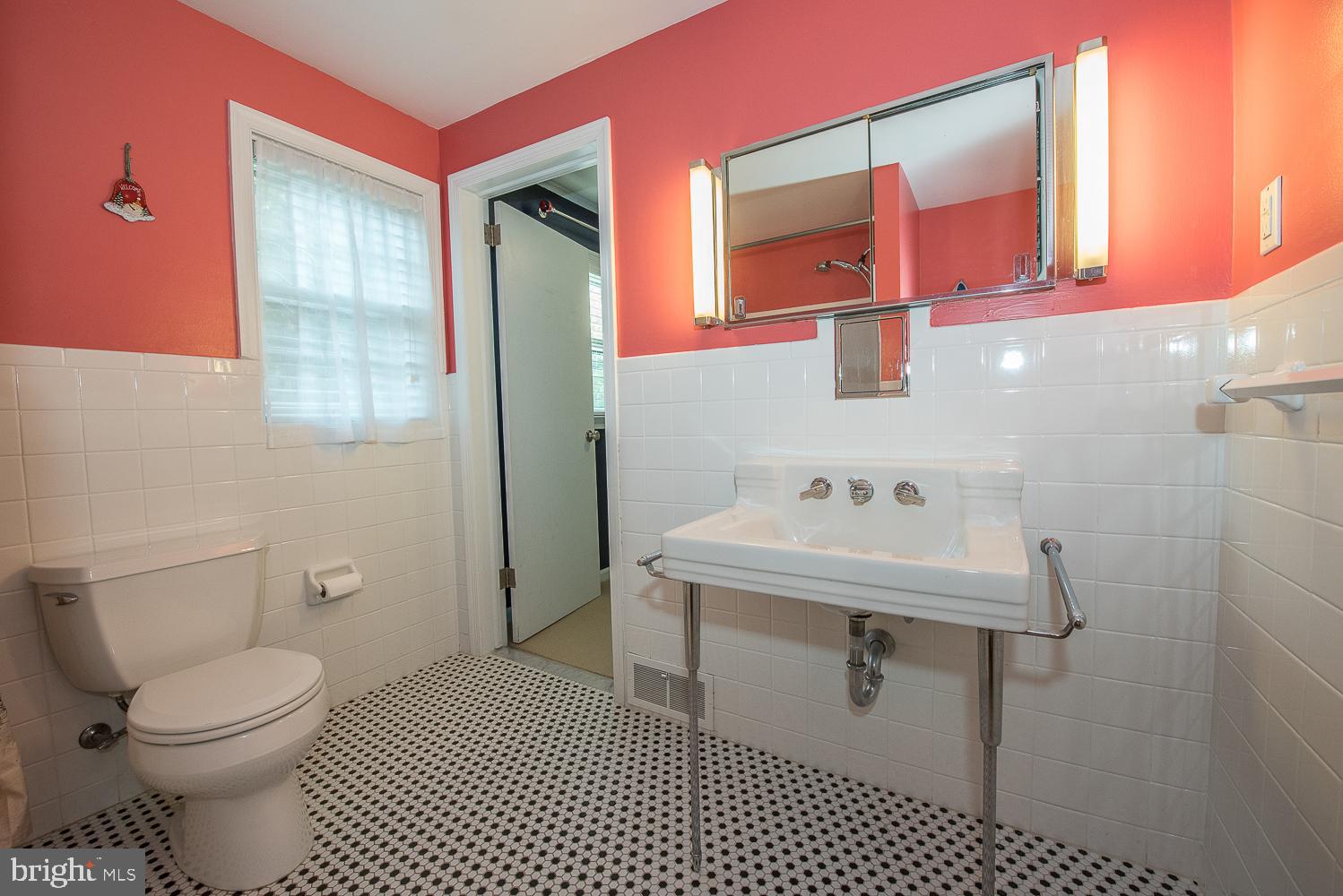 705 Conshohocken State Road Bala Cynwyd, PA 19004 - Photo 13 of 21 Gallery Image 13