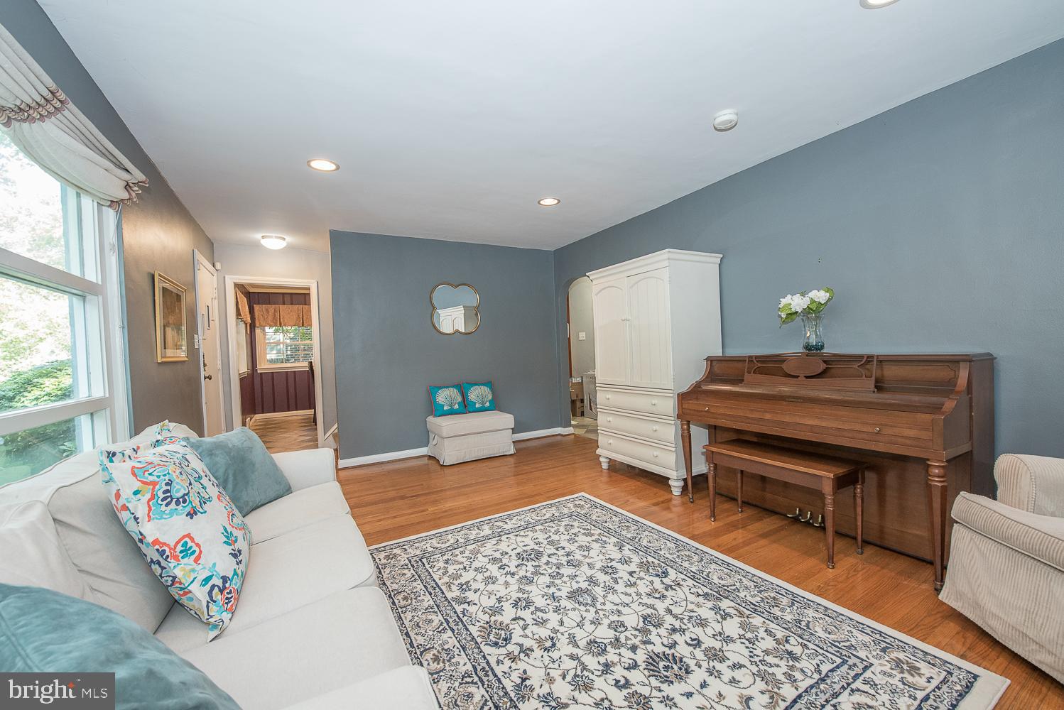 705 Conshohocken State Road Bala Cynwyd, PA 19004 - Photo 3 of 21 Gallery Image 3