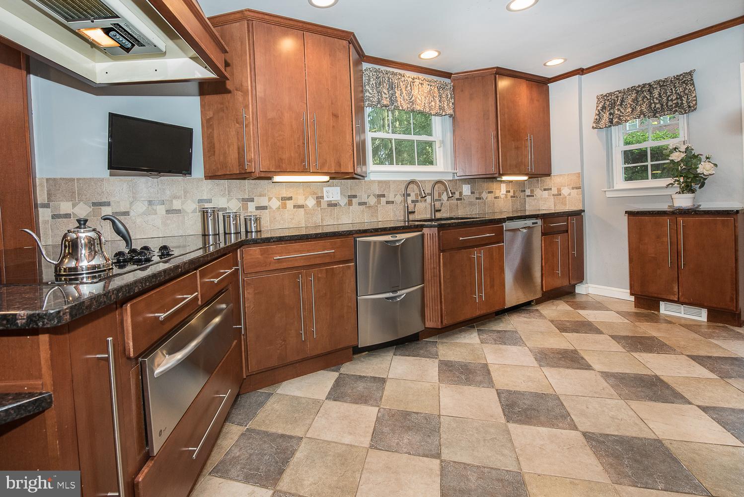 705 Conshohocken State Road Bala Cynwyd, PA 19004 - Photo 7 of 21 Gallery Image 7