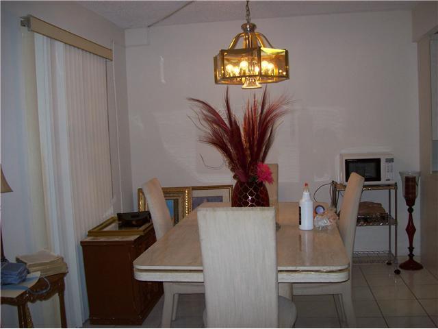 2004 Cornwall East, Unit 2004 Boca Raton, FL 33434 - Photo 4 of 9 Additional Photo