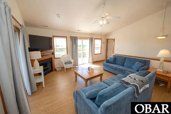 $915,000 | 121 West Westside Court, Nags Head, NC 27959