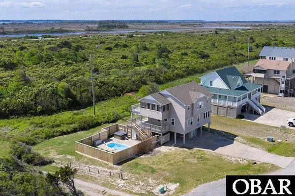 $915,000 | 121 West Westside Court, Nags Head, NC 27959