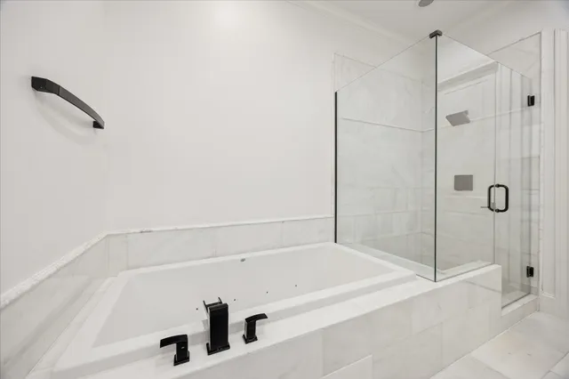 $4,600 | 3850 Glen Arbor Drive, Houston, TX 77025