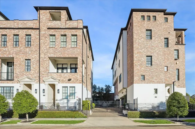 $4,600 | 3850 Glen Arbor Drive, Houston, TX 77025