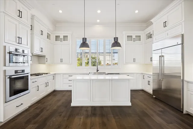 $4,600 | 3850 Glen Arbor Drive, Houston, TX 77025